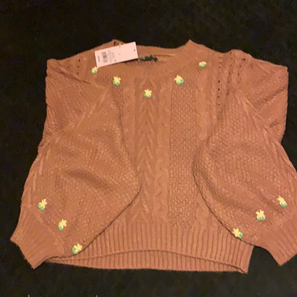 This is a new with tag sweater from target 😍